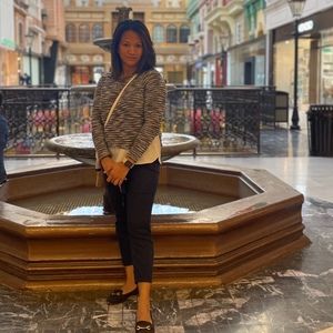 Meet your Posher, Christine